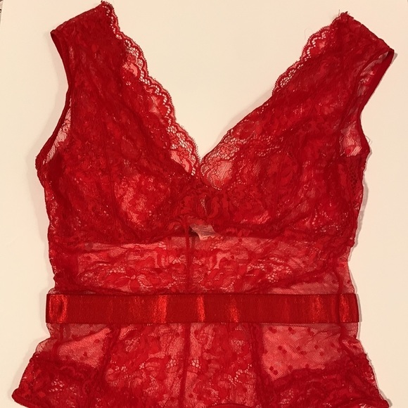 Prettylittlething Red lace bodycon body suit size 6 - Picture 8 of 9